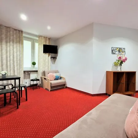 Helvetia Plus B&B - Private Rooms And Apartments-3